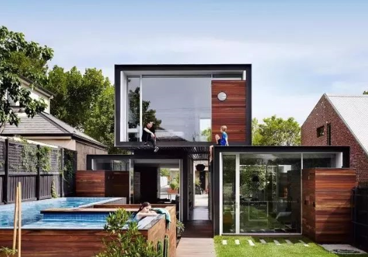 What is the practical performance of creative container houses?