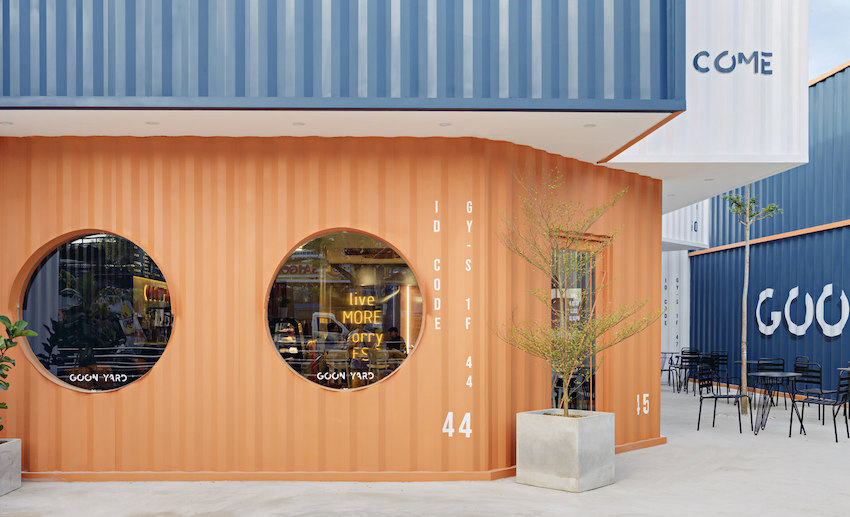 Maintain vibrant color tones! Goon Yard Container Cafe