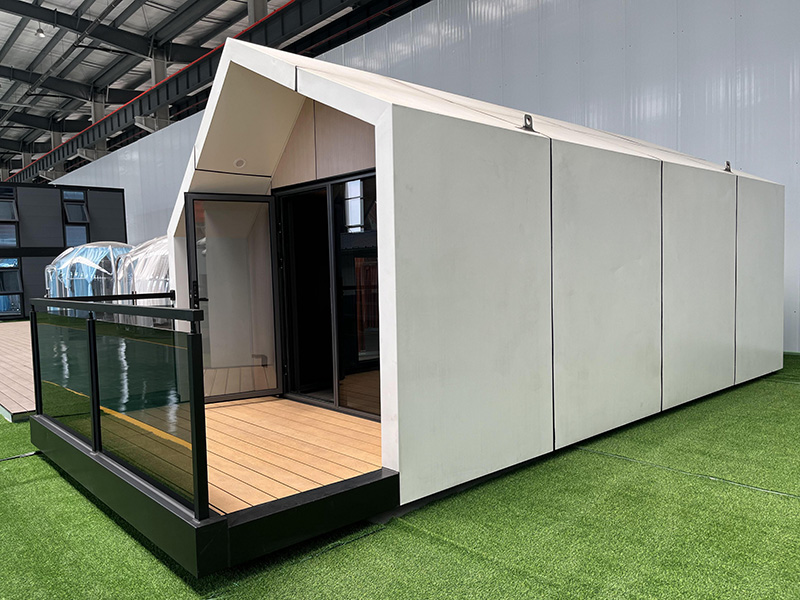 Modular mobile house