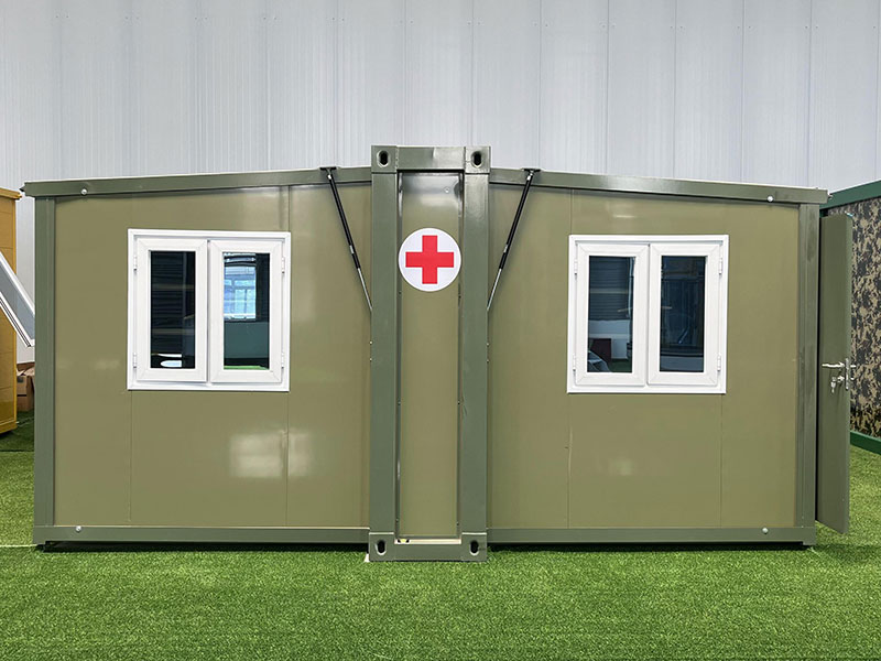 Scalable container medical station